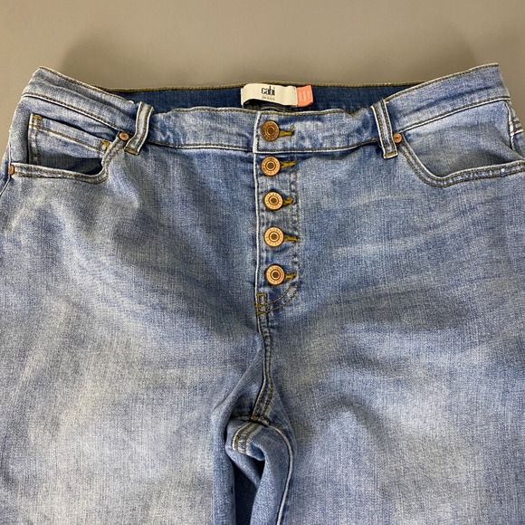 Cabi Palm Beach Crop Jeans Button Fly Wide Leg Denim Size 16 Blue Light Wash - Picture 2 of 12